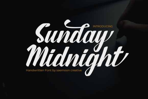 Sunday Midnight Font: Elevating Small Business Branding